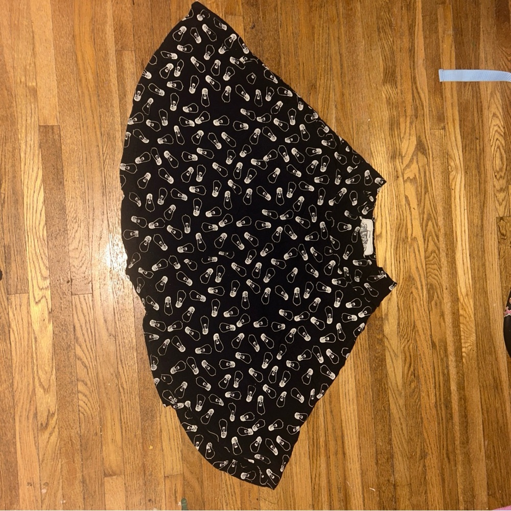 Effie's Heart Black and White Light Bulb Skater Skirt
